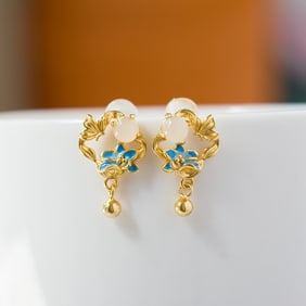 A pair of Exquisite  Silver Inlaid Hotan Jade Orchid-patterned Ear Stud