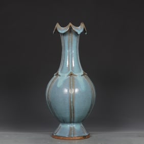 An Exquisite Jun yao Vase
