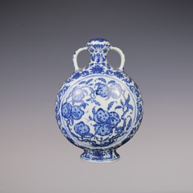 An Exquisite Blue and White Lotus Pattern Bats and Peach Pattern Double-Ears Vase