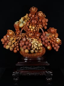 An Exquisite Shoushan Stone Flower Pattern Ornament