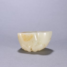 An Exquisite White Jade Ganoderma lucidum Pattern Brush Washer