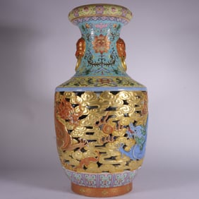 An Exquisite Enamel Green Ground Lotus Pattern Dragon Pattern Double-Ears Vase