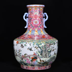 An Exquisite Famille-Rose Lotus Pattern Flower and Bird Pattern Double-Ears Vase