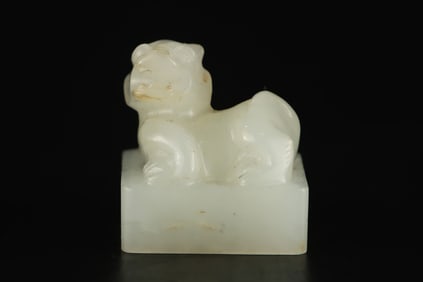 An Exquisite White Jade Auspicious Beast Seal