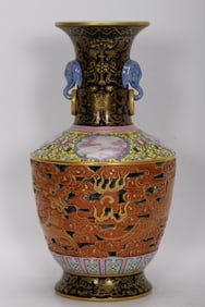 A Rare Enamel Ji Blue Gold-Outlined Blue and White Inner Liner Hollow Dragon Phoenix Pattern