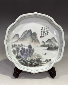 A Exquisite Famille-Rose Landscape Pattern Brush Washer