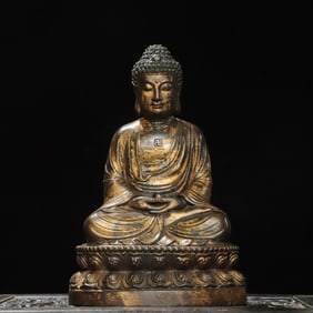 A Exquisite Gilt Bronze Buddha Statue