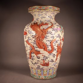 A Rare Famille-Rose Outline in gold Carve Phoenix Cloud Pattern Vase