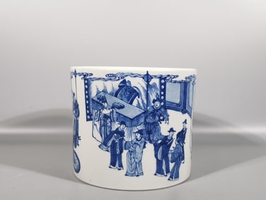A Exquisite Blue and White Figures Pattern Brush Pot