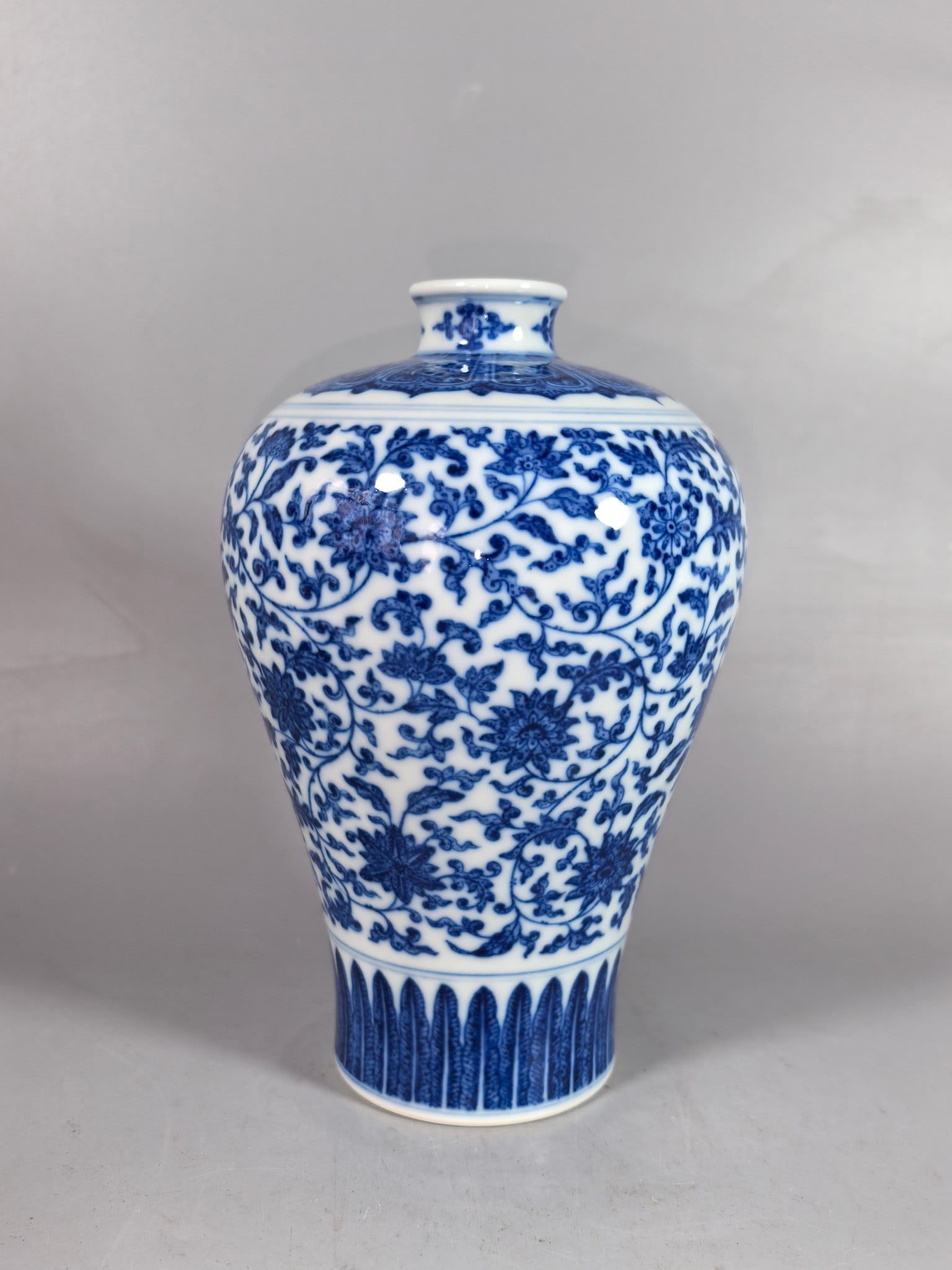 A Exquisite Blue and White Lotus Pattern Vase (1 of 9)