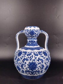 A Exquisite Blue and White Lotus Pattern Double-Ears Vase