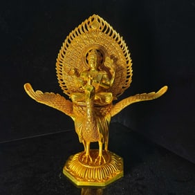 A Exquisite Gilt Bronze Buddha Statue Ornament