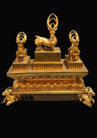 A Set of Exquisite Gilt Bronze High Relief Carved Seals