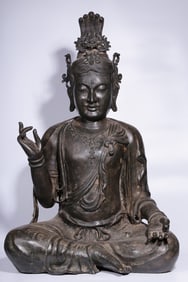 A Solemn Bronze Statue of Avalokitesvara