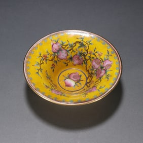 A Rare Yellow Ground Famille-Rose Flower and Fruit Pattern Bowl