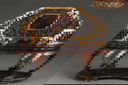 A Exquisite Gilt Bronze Chair-Shaped Brush Holder