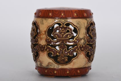 A Rare Wood Grain Glaze Hollow-Out Gold-Outlined Stone Pattern Drum Stool
