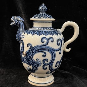 A Exquisite Blue and White Dragon Pattern Ewer