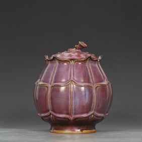 A Exquisite Jun yao Purple Glazed Lotus-Shaped Jar