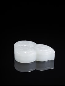 A Rare Hotan Jade Gourd-Shaped Box