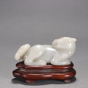 A Exquisite Hotan Jade Auspicious Beast Ornament