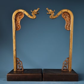 A pair of Exquisite Bronze Painted Gold Dragon Pattern Brush Holder