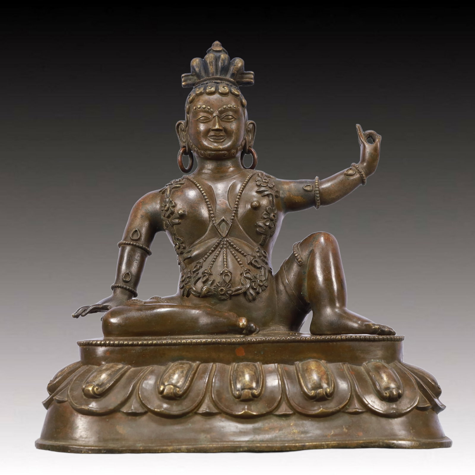 A Solemn Bronze Statue of Bodhisattva (1 of 9)