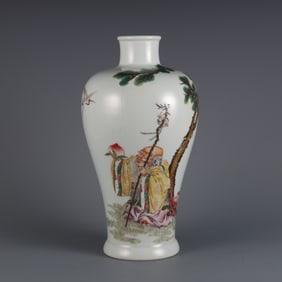 A Rare  Famille Rose Figure Pattern Vase