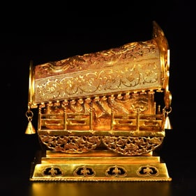 A Exquisite Gilt Bronze Coffin
