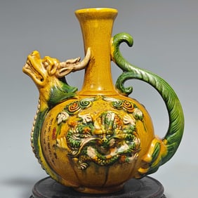A Exquisite Liao Dynasty Porcelain Tri-Color Glazed Coiled Dragon Pattern Ewer