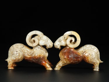A pair of Exquisite Hotan Jade Sheep Ornament