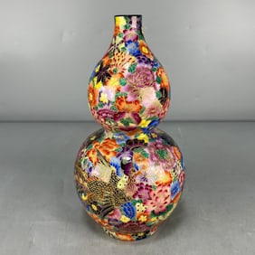 A Exquisite Enamel Cloisonne Thousand Flower and Phoenix Pattern Gourd-Shaped Vase