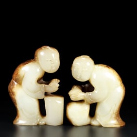A pair of Exquisite Hotan Jade Figures Ornament
