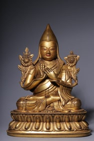 A Solemn Gilt Bronze Statue of Tsongkhapa