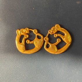 A pair of Exquisite Bronze Gilt Dragon Accessory