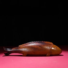 A Exquisite Hotan Jade Fish Ornament