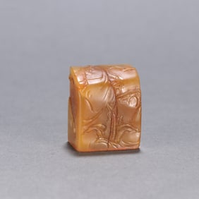 A Rare Tianhuang Stone Character and Story Pattern Seal