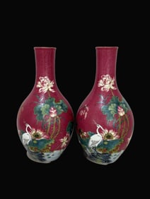 A pair of Exquisite Famille-Rose Ruby Red Flower and Bird Pattern Vase