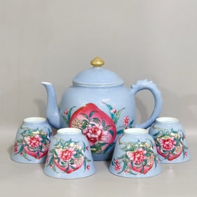 A Set of Blue Glazed Flower Pattern Tea Set
