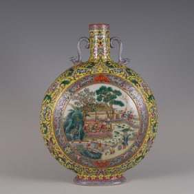 A Rare  Famille Rose Yellow Ground Figure Pattern Vase