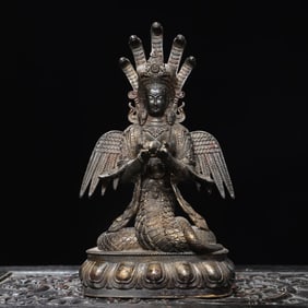 A Exquisite Bronze Bodhisattva Buddha Statue