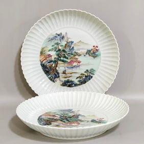 Famille-Rose Landscape Pattern Plate