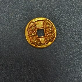 A Exquisite Bronze Gilt Human Pattern Gold Coin
