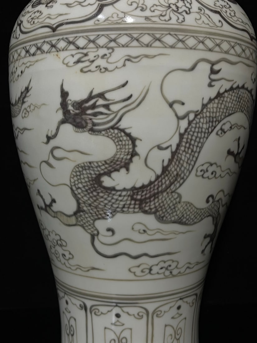 A Exquisite White Glaze Ink Color Dragon Pattern Vase - 7