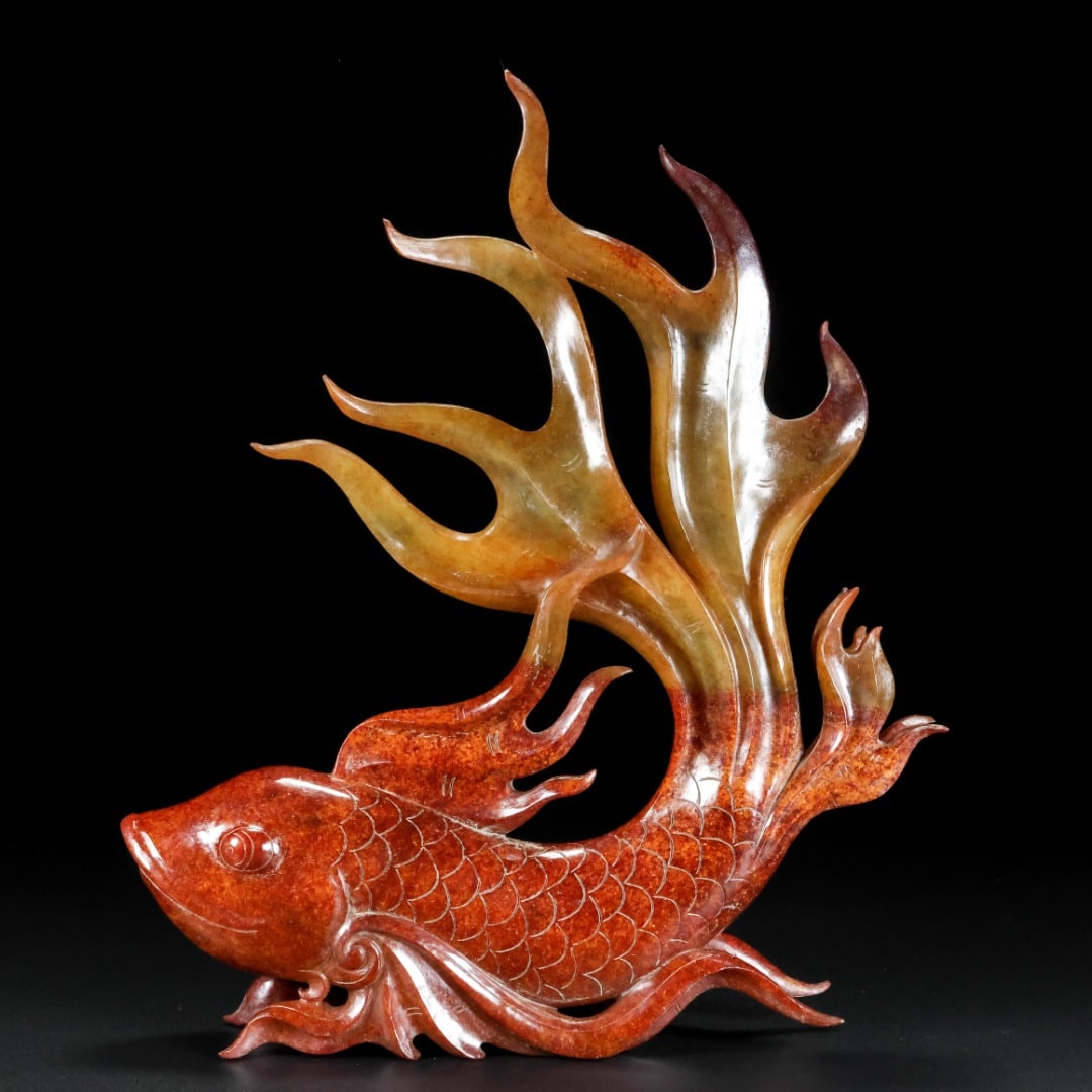 A Exquisite Hetian Jade Fish Ornament: A Exquisite Hetian Jade Fish Ornament,Han Dynasty, China,Size:8.3inx1.6inx10in,Weight:1010g 和田玉年年有鱼,中国汉代