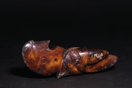 A Exquisite Archaic Jade Bird-Shaped Handheld Ornament