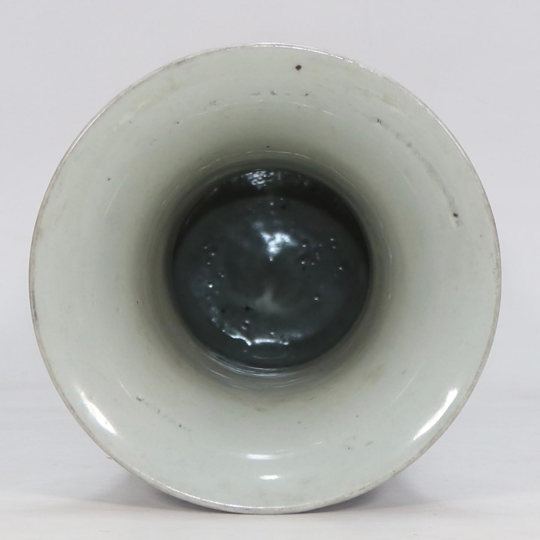 A Exquisite Blue and White Figures Pattern Vase - 5