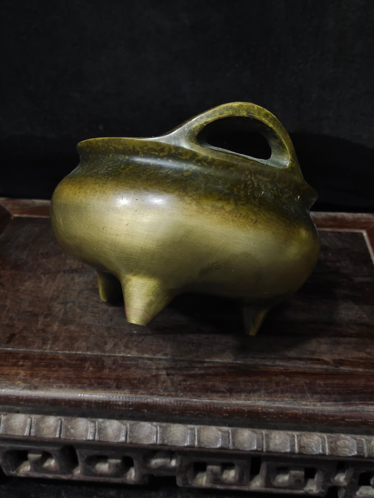 A Exquisite Bronze Tripod Censer - 8