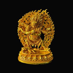A Exquisite Gilt Bronze Buddha Statue