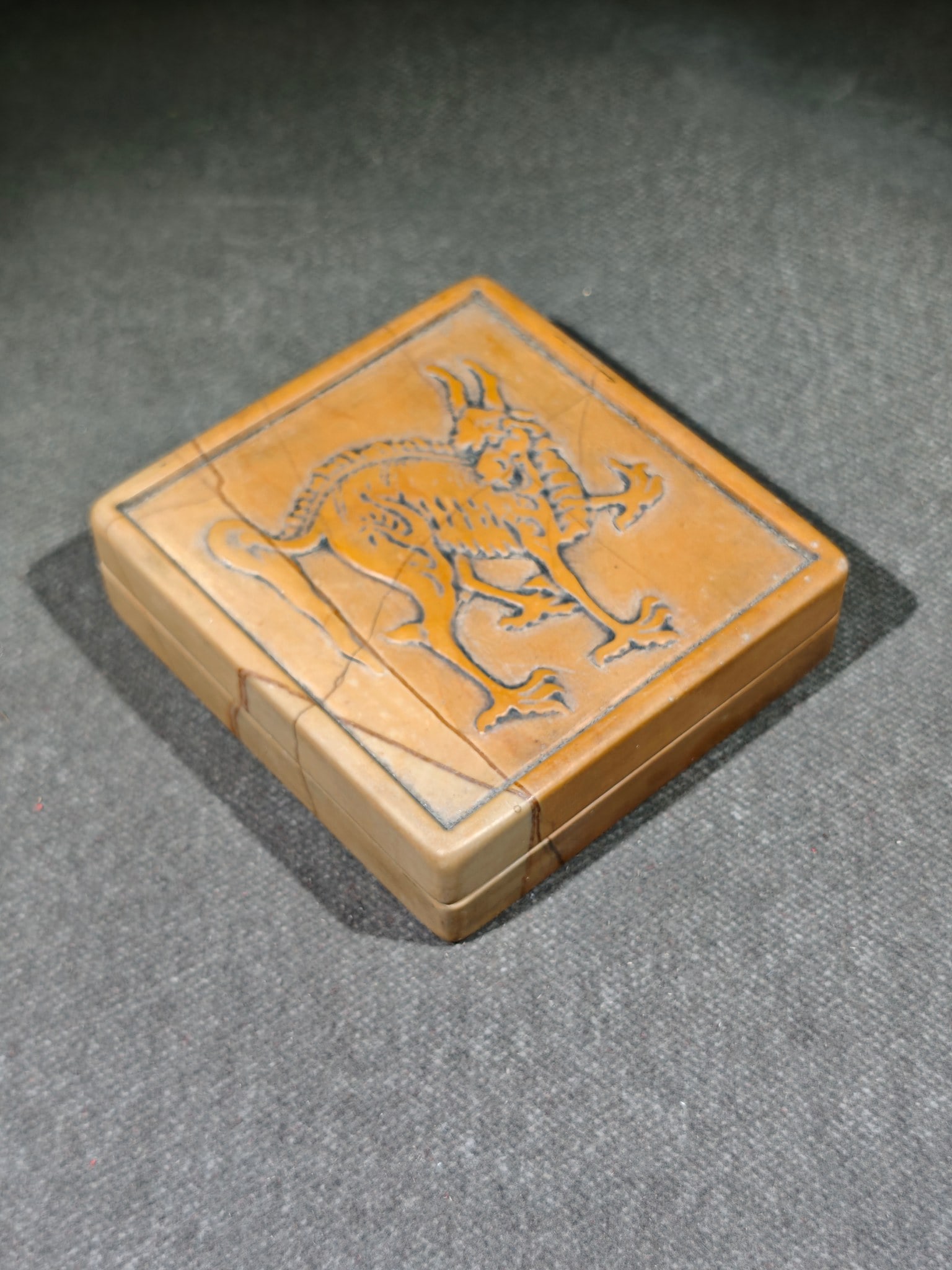 A Exquisite Dragon Pattern Inkstone - 2